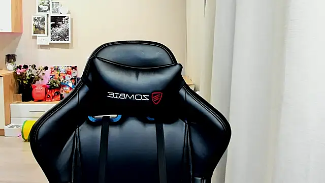 Sm0ly online show from October 2025 01:46:02 AM