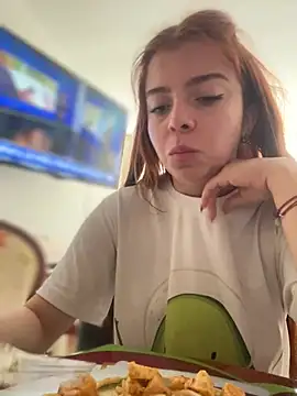 Cloew Marz online show from December 2024 05:40:02 PM