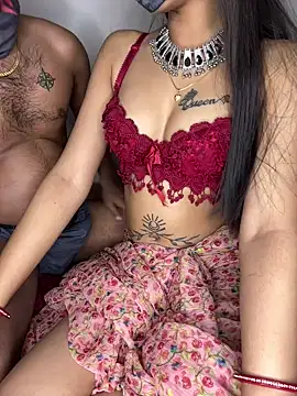 Snapshot of Suhu_love chatting on January 2025 06:04:02 PM Suhu love online show from January 2025 06:04:02 PM