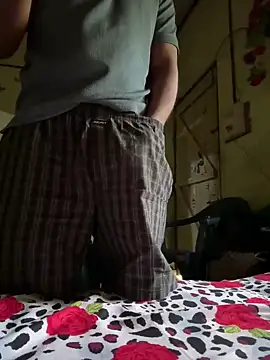 Snapshot of Blaze_xXx chatting on January 2025 06:47:02 AM Blaze xXx online show from January 2025 06:47:02 AM