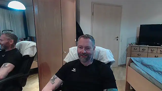 Snapshot of Rockburg chatting on March 2026 10:09:02 AM Rockburg online show from March 2026 10:09:02 AM