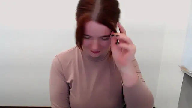 Sun Alexia online show from October 2025 02:24:02 PM