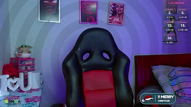 Snapshot of Miss_scarllet_ chatting on December 2024 01:18:02 PM Miss scarllet online show from December 2024 01:18:02 PM