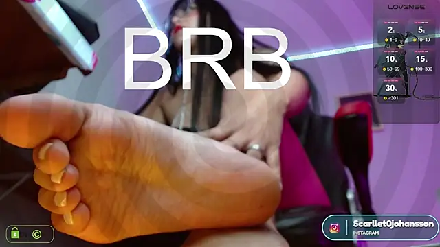 Snapshot of Miss_scarllet_ chatting on January 2025 02:06:02 AM Miss scarllet online show from January 2025 02:06:02 AM