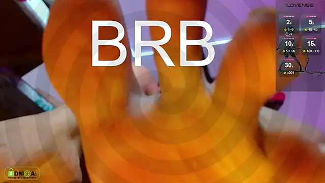 Snapshot of Miss_scarllet_ chatting on January 2025 01:11:01 PM Miss scarllet online show from January 2025 01:11:01 PM