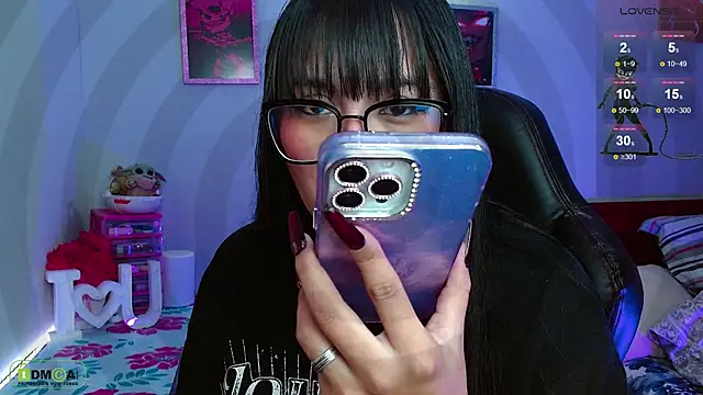 Snapshot of Miss_scarllet_ chatting on March 2025 01:28:02 PM Miss scarllet online show from March 2025 01:28:02 PM