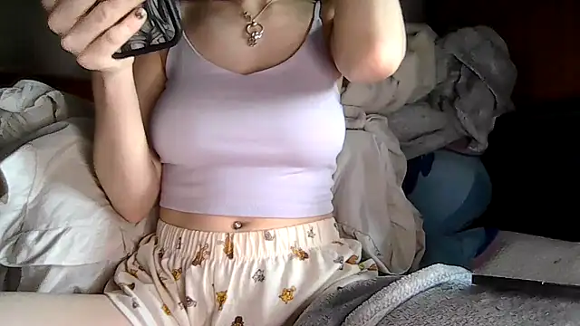 indie-rayne online show from May 2026 11:26:02 AM