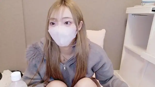  chanMOMO  online show from March 2026 11:50:01 AM