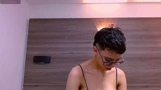 Cutie Shy  online show from February 2025 07:19:02 PM