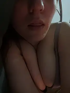 lolitalamasbonita01 online show from March 2025 09:44:02 AM