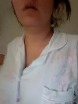 lolitalamasbonita01 online show from March 2026 10:15:01 PM