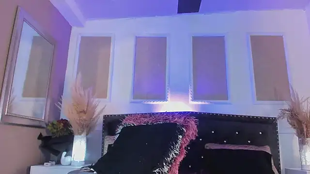 queen satin online show from March 2025 12:13:02 PM