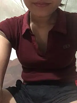 Snapshot of Cute_lady99 chatting on November 2025 07:46:02 AM Cute lady99 online show from November 2025 07:46:02 AM