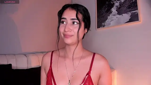 lara madisson online show from May 2026 08:32:01 AM