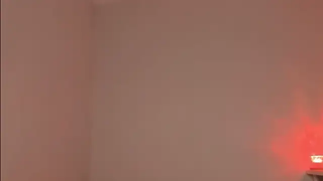 agelandreww online show from October 2025 09:04:01 PM