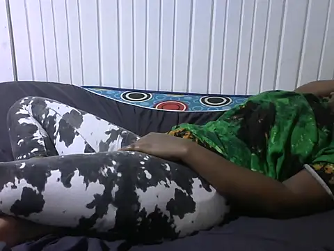 Snapshot of Sexy_baby004 chatting on September 2025 04:15:01 AM Sexy baby004 online show from September 2025 04:15:01 AM