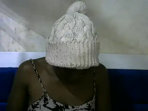 beauty petite online show from December 2024 08:39:02 PM