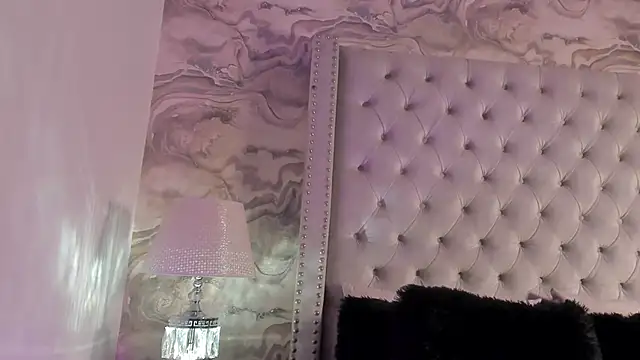 Kev jenner online show from February 2025 07:03:01 PM