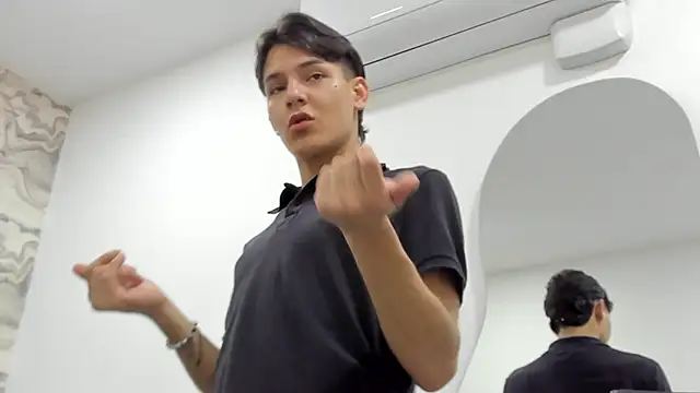 Kev jenner online show from September 2025 06:10:01 PM