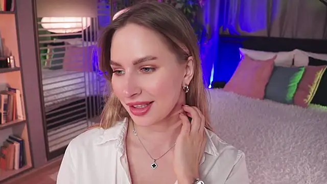 Snapshot of AnnLevine chatting on January 2025 06:09:02 AM AnnLevine online show from January 2025 06:09:02 AM