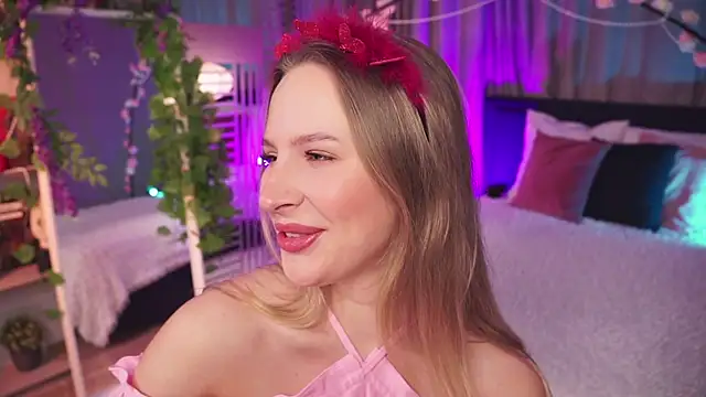 Snapshot of AnnLevine chatting on February 2025 06:02:01 AM AnnLevine online show from February 2025 06:02:01 AM