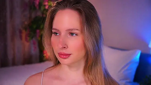 Snapshot of AnnLevine chatting on February 2025 06:03:01 AM AnnLevine online show from February 2025 06:03:01 AM