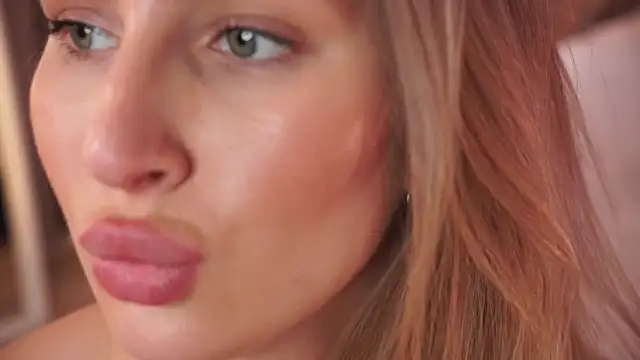 Snapshot of AnnLevine chatting on February 2025 12:14:02 PM AnnLevine online show from February 2025 12:14:02 PM