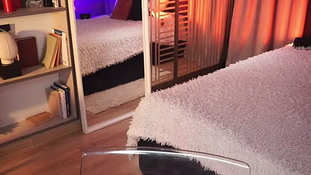 Snapshot of AnnLevine chatting on March 2025 09:17:02 AM AnnLevine online show from March 2025 09:17:02 AM