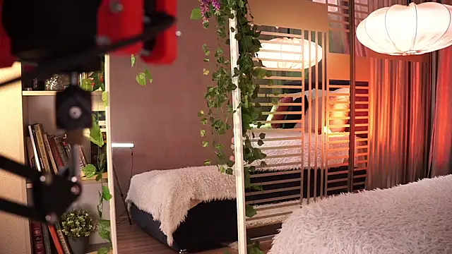 Snapshot of AnnLevine chatting on March 2025 11:14:02 AM AnnLevine online show from March 2025 11:14:02 AM