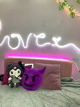 Snapshot of YouliteSllut2 chatting on March 2025 02:57:02 AM YouliteSllut2 online show from March 2025 02:57:02 AM