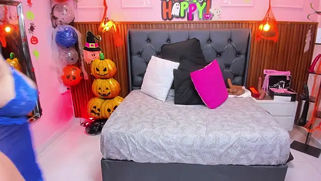 MEYLAGIA online show from October 2025 03:25:01 AM