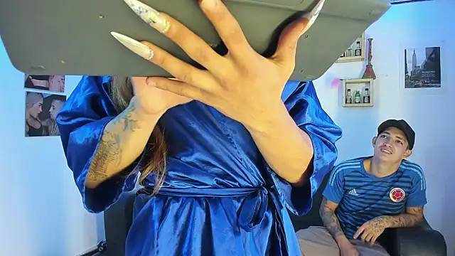 parejacaliente20154 online show from May 2026 03:31:02 PM