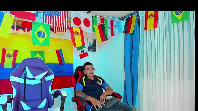 parejacaliente20154 online show from July 2026 02:02:02 AM
