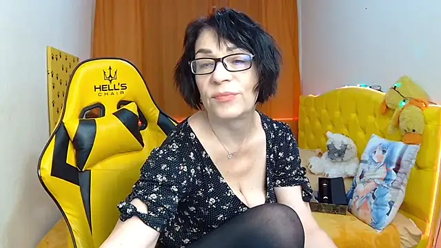 Snapshot of SandraHormas chatting on January 2025 07:56:01 AM SandraHormas online show from January 2025 07:56:01 AM