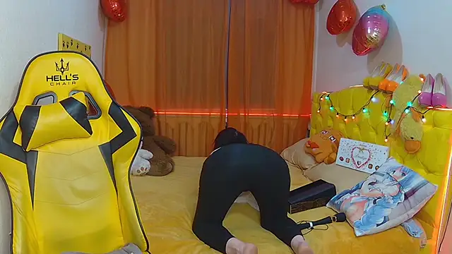 Snapshot of SandraHormas chatting on March 2025 02:12:01 PM SandraHormas online show from March 2025 02:12:01 PM