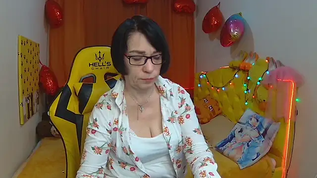 Snapshot of SandraHormas chatting on March 2025 07:48:01 AM SandraHormas online show from March 2025 07:48:01 AM