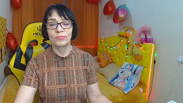 Snapshot of SandraHormas chatting on March 2025 05:27:01 PM SandraHormas online show from March 2025 05:27:01 PM