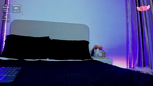 Snapshot of VIDEO_SALE_4_YOU chatting on November 2025 11:49:02 PM VIDEO SALE 4 YOU online show from November 2025 11:49:02 PM