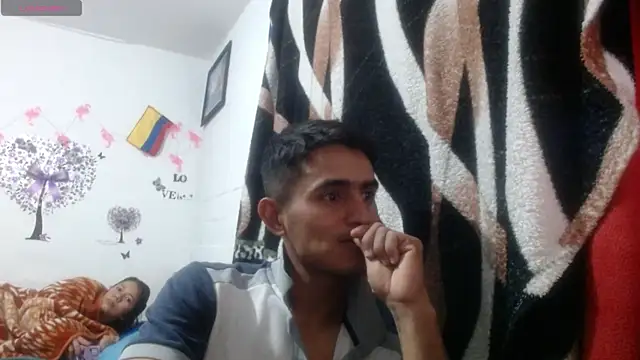 Snapshot of maria_and_angel chatting on December 2024 11:24:01 PM maria and angel online show from December 2024 11:24:01 PM