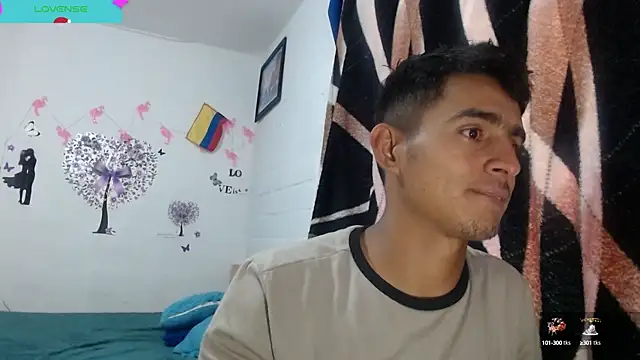 Snapshot of maria_and_angel chatting on December 2024 10:16:01 PM maria and angel online show from December 2024 10:16:01 PM