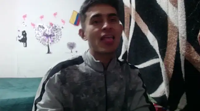 Snapshot of maria_and_angel chatting on December 2024 02:04:02 AM maria and angel online show from December 2024 02:04:02 AM