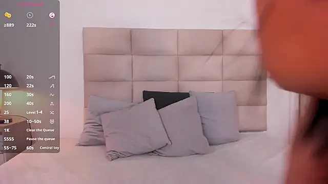 Snapshot of AngelyRosse1 chatting on January 2025 04:23:02 AM AngelyRosse1 online show from January 2025 04:23:02 AM