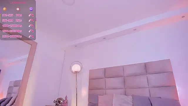 Snapshot of AngelyRosse1 chatting on October 2025 03:39:02 AM AngelyRosse1 online show from October 2025 03:39:02 AM