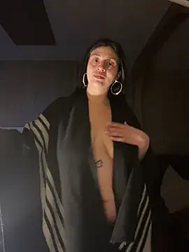 kriztal pretty online show from December 2024 12:08:02 PM