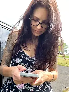 Snapshot of BeautifulMesss chatting on September 2025 04:30:01 PM BeautifulMesss online show from September 2025 04:30:01 PM