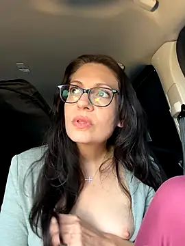 Snapshot of BeautifulMesss chatting on October 2025 08:31:02 PM BeautifulMesss online show from October 2025 08:31:02 PM