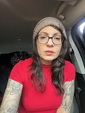 Snapshot of BeautifulMesss chatting on February 2026 03:42:01 PM BeautifulMesss online show from February 2026 03:42:01 PM