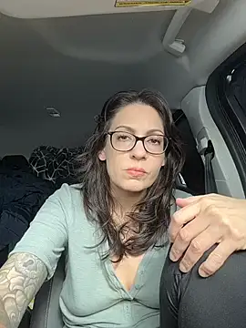 Snapshot of BeautifulMesss chatting on February 2026 05:44:02 PM BeautifulMesss online show from February 2026 05:44:02 PM