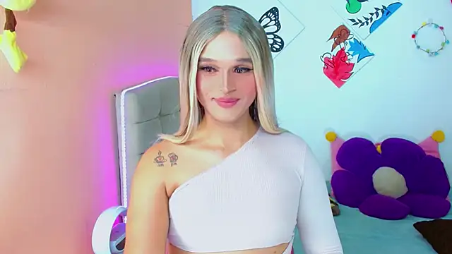 TaylorMon online show from October 2025 02:47:02 AM