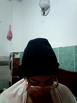 Snapshot of sorbetico_perverse chatting on December 2025 01:29:01 PM sorbetico perverse online show from December 2025 01:29:01 PM